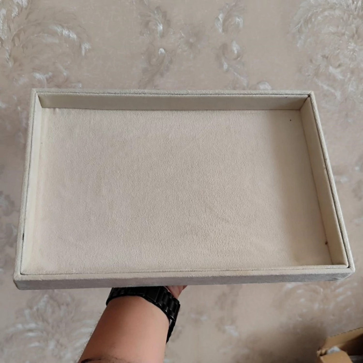 سینی ساده بدلیجات رنگ کرم (20*30)