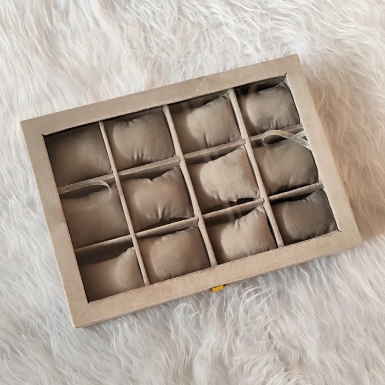 استند ساعت و دستبند درب دار شیشه ای رنگ طوسی روشن