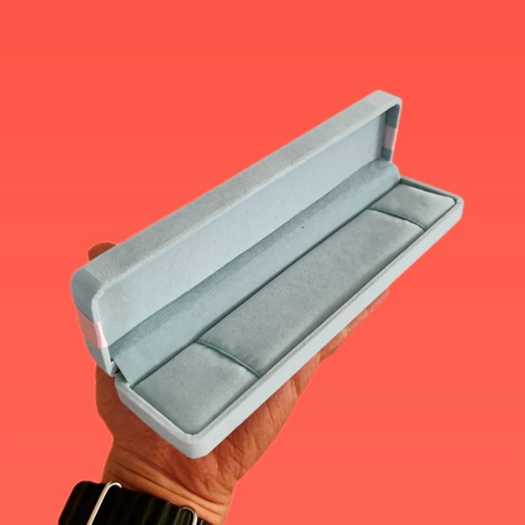 جعبه دستبندی مخمل پاپیون (پک 6عددی)