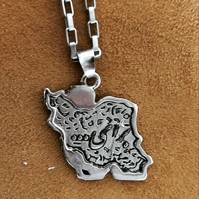 گردنبند  مردانه برای