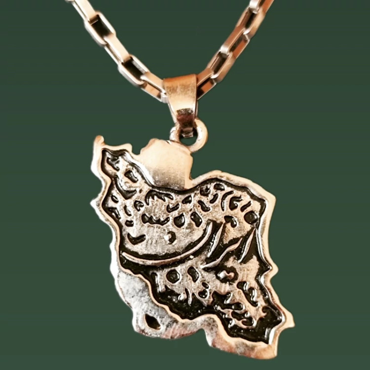 گردنبند ایران نقره ای