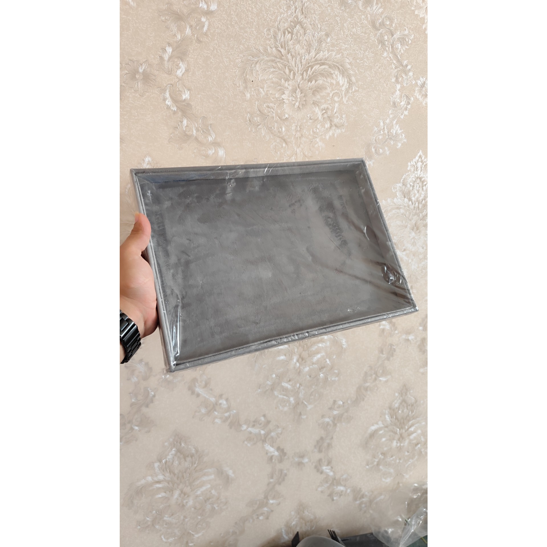 سینی ساده بدلیجات دستبندی مخملی