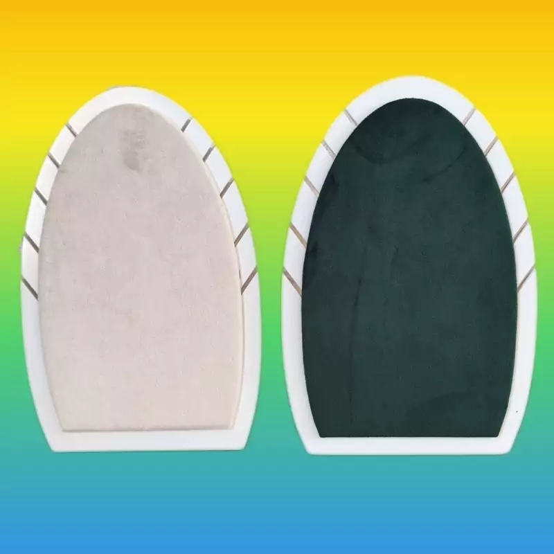 استند گردنبند کله قندی