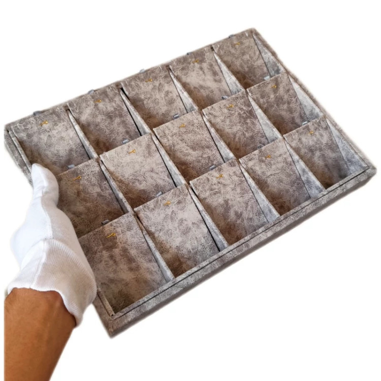 استند نیم ستی و مدالی طرح چریکی