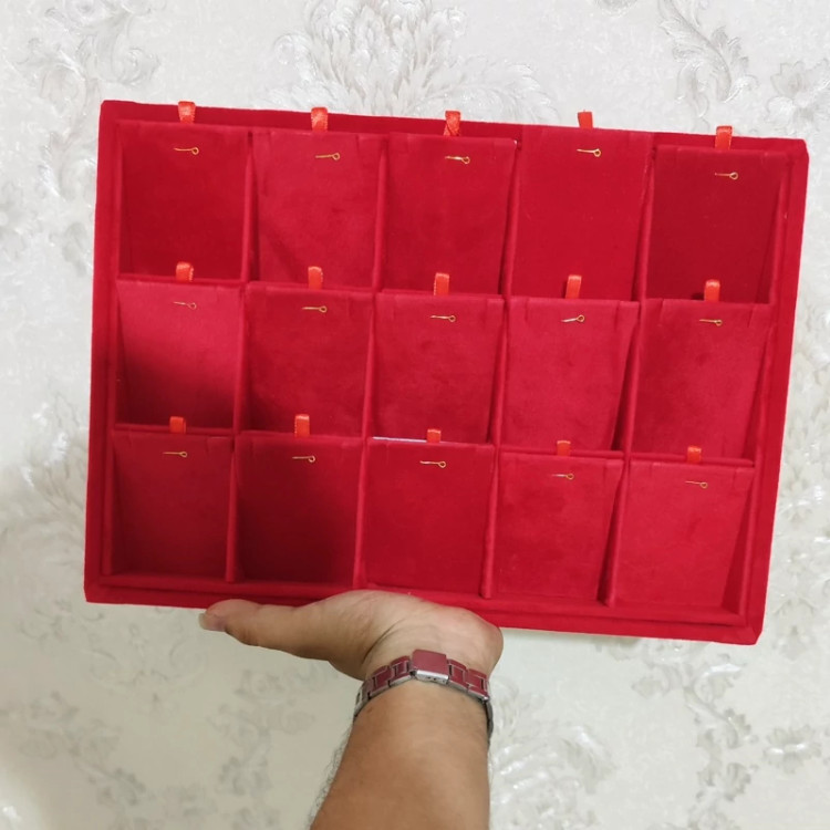 استند نیم ست بدلیجات و جواهرات 15 خانه رنگ قرمز