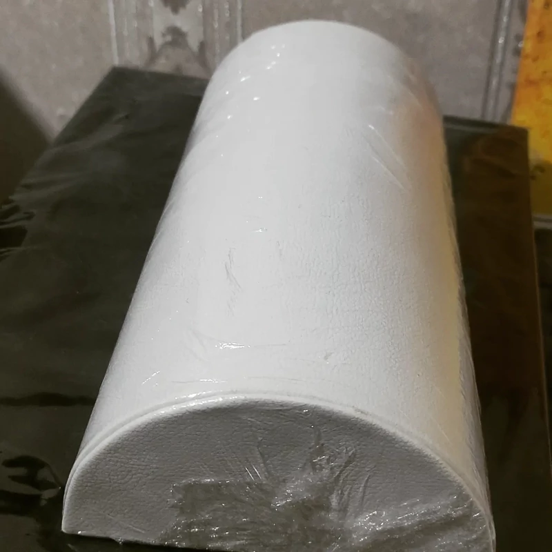 استند دستبند هلالی