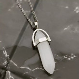 گردنبند منشور سفید