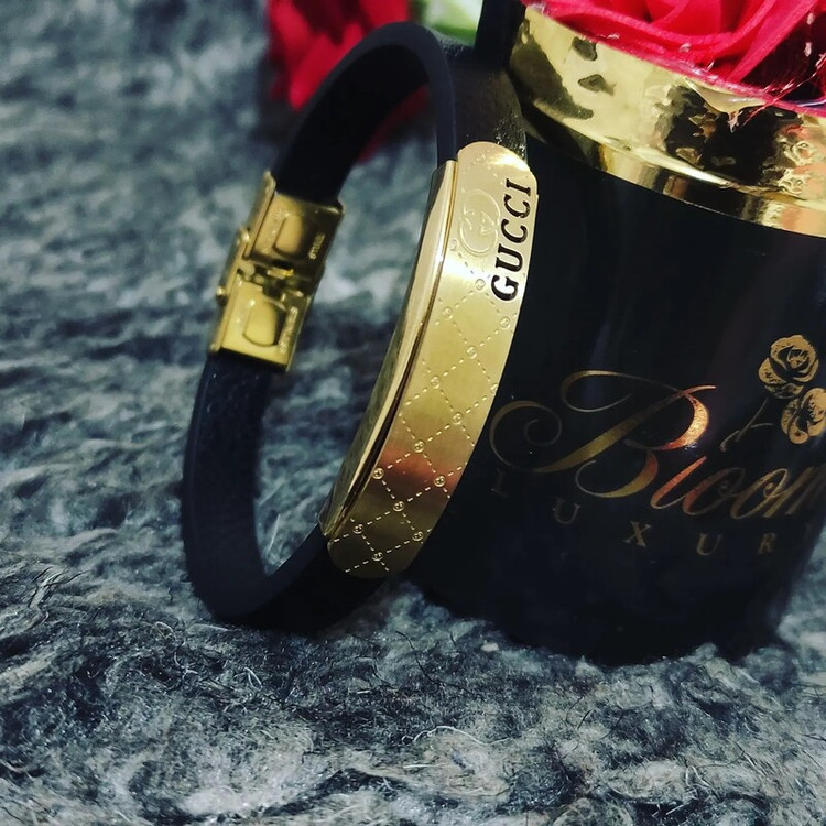 دستبند چرم gucci