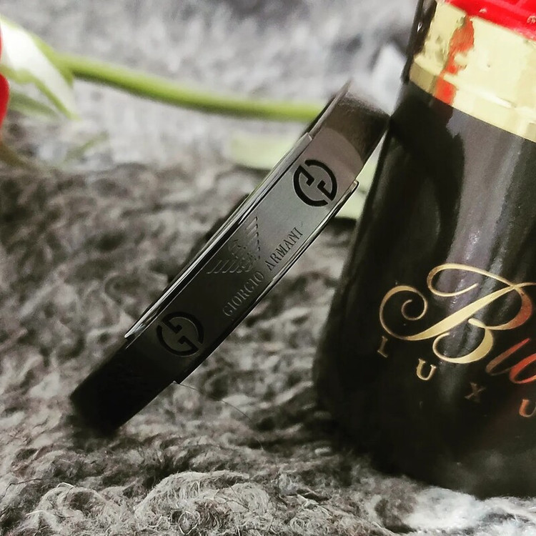 دستبند چرمی برند armani