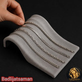 استند دستبند آبشاری مخمل رنگ طوسی روشن