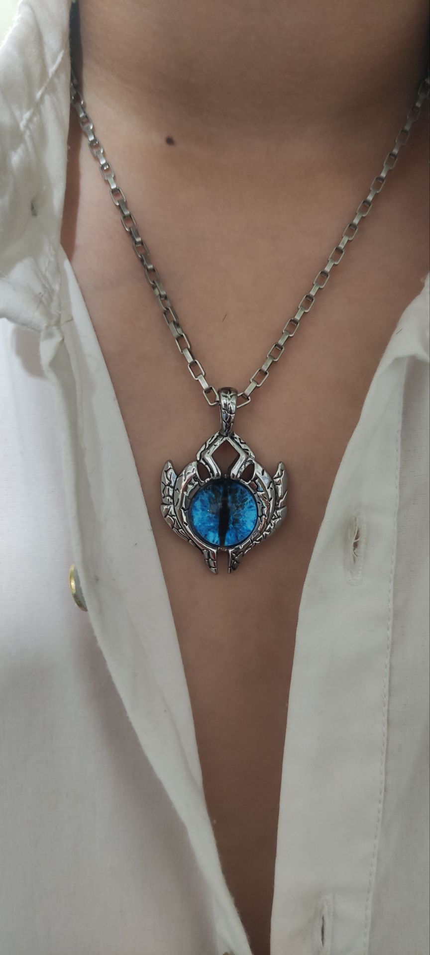 گردنبند چشم آبی