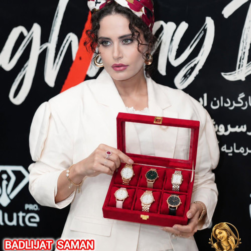 استند و نظم دهنده 6 خانه دربدار ساعتی رنگ قرمز